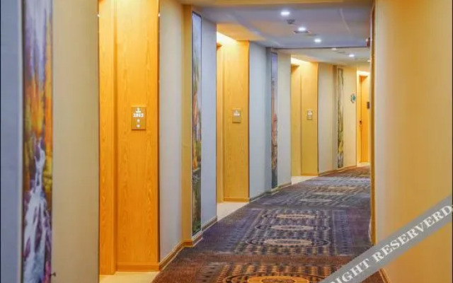 Vienna International Hotel (Longyan Business Center)