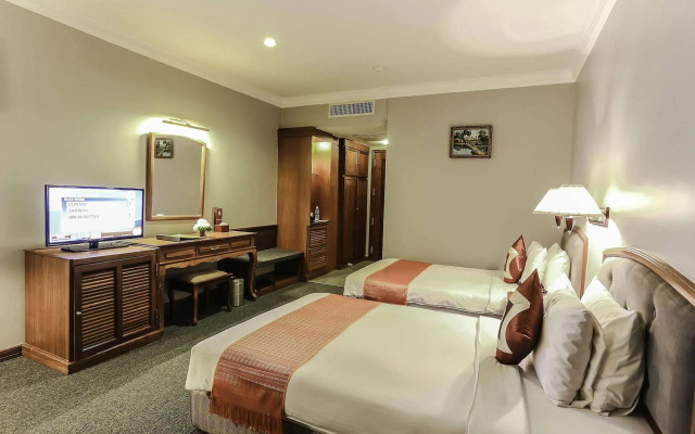 Angkor Howard Hotel