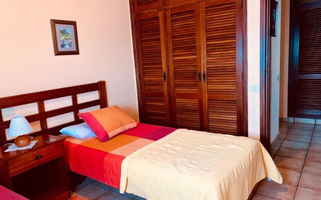 Apartamentos Isla Encantada