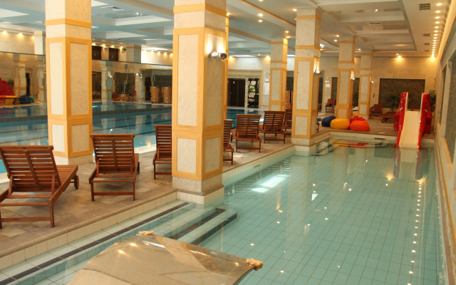 7 Pools SPA & Apartments