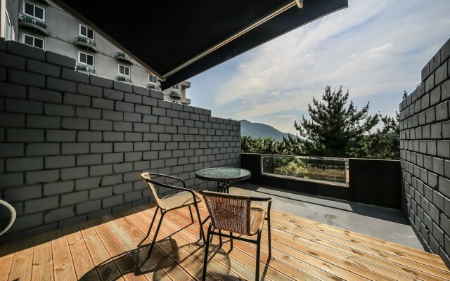 Busan Mandeok Den Basta Ryokan