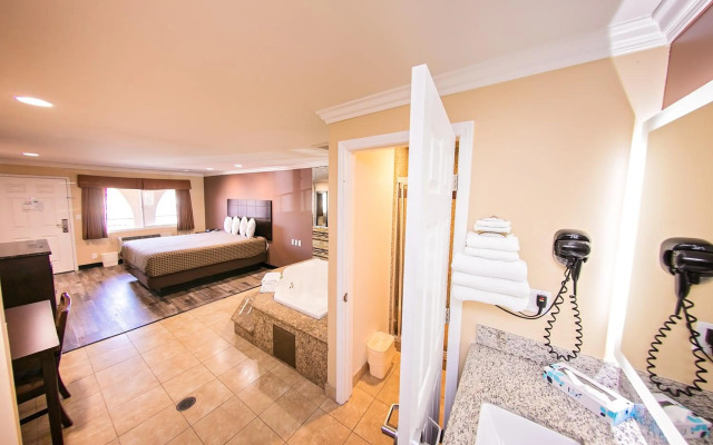 Rodeway Inn & Suites