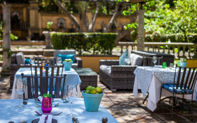 Franschhoek Country House and Villas