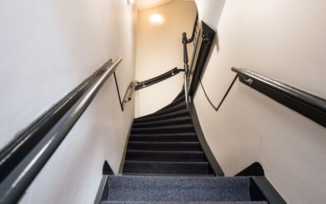 BizStay Park Central Apartments