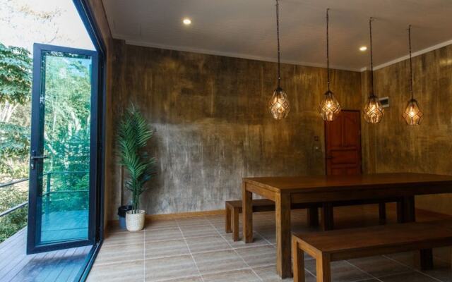 The Stream House at Mae Kampong