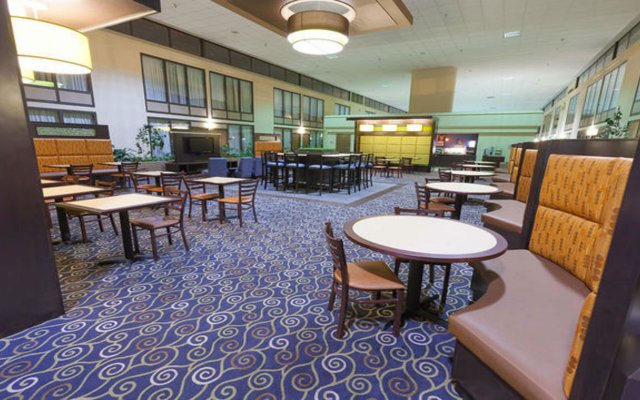 Holiday Inn Express Little Rock Airport, an IHG Hotel
