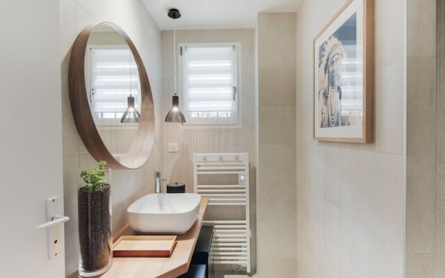 Bonzaï-superbe Logement Avec Parking