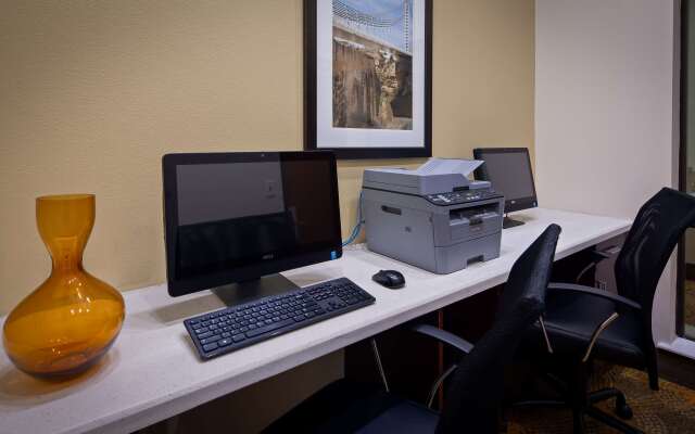 Best Western Plus Spring Inn & Suites
