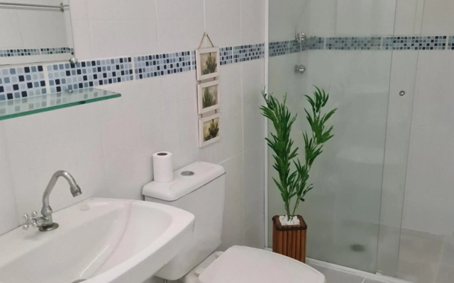 Apartamento Pé na Areia - Ubatuba Toninhas - 5 pessoas