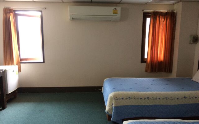 Lukmuang 2 Hotel