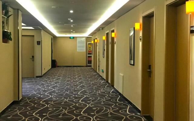 7Days Premium Zibo Huantai Xinyu Building Branch