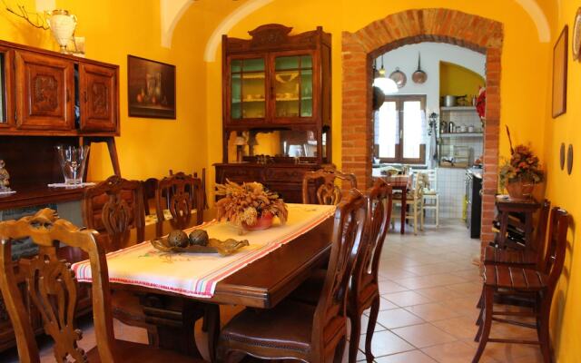 Guesthouse Rustico nella Langa