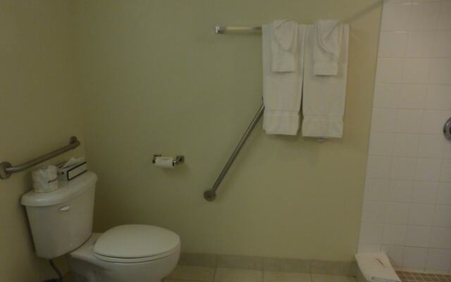 Super 8 by Wyndham Peterborough