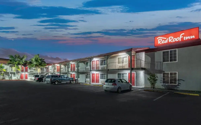 Red Roof Inn Los Angeles - Bellflower