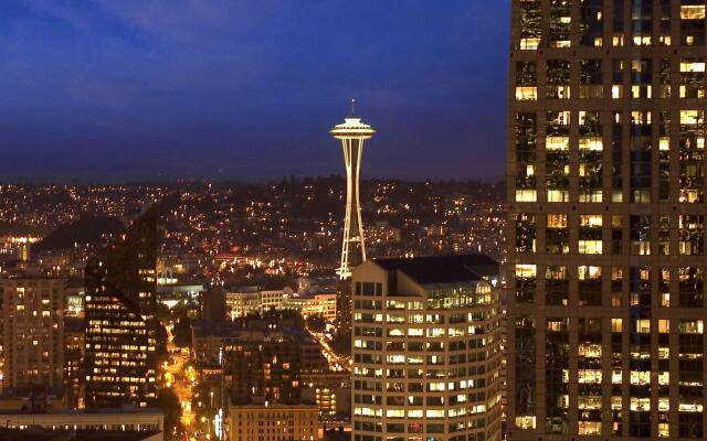 Crowne Plaza Seattle - Downtown, an IHG Hotel