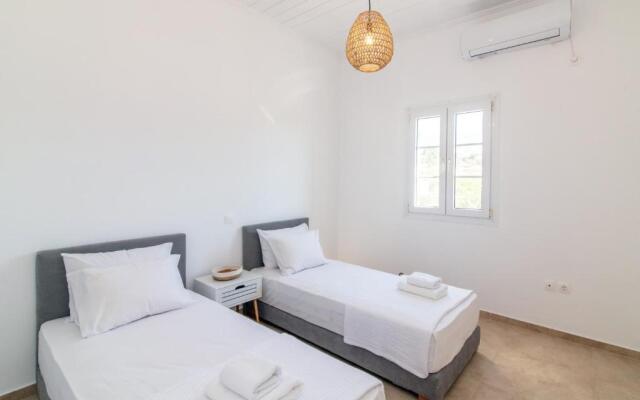 Pi Villa - SeaView & Entire 3BDRM villa