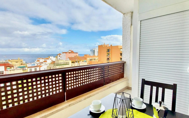 Ocean and Sun Studio Apartment