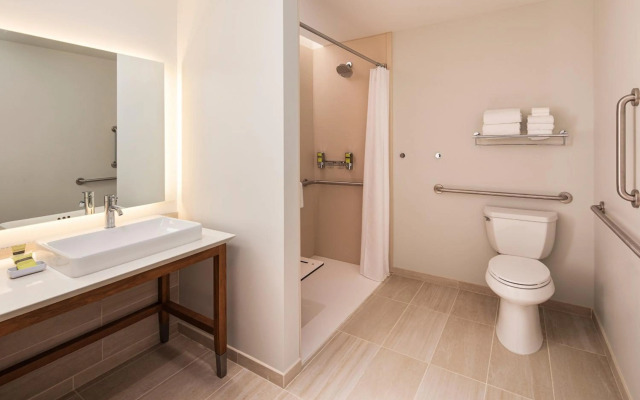 Element Minneapolis Downtown