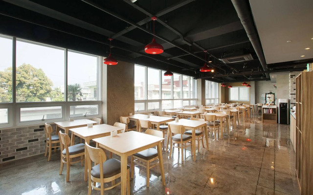 Hotel Rest Seogwipo