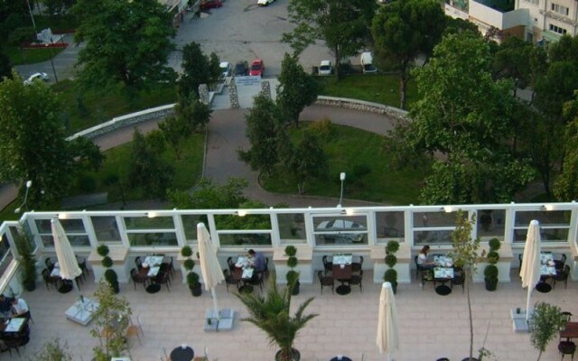 Kırcı Termal Hotel