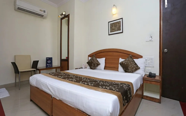 OYO 11307 Hotel Satya Villas