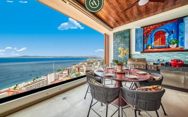 Condo With Oceanview - 2BR Condo - Rooftop Pool