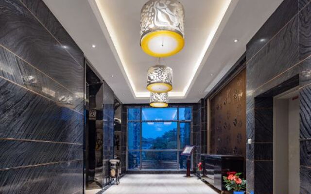 Melodious & Cozy Hotel