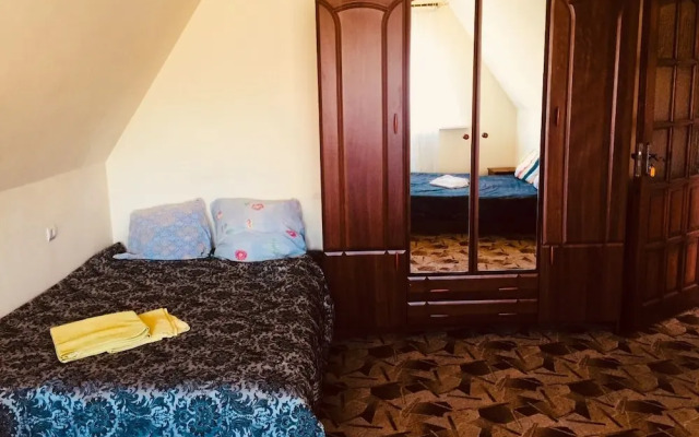 Guest House Gnezdo kota - hostel