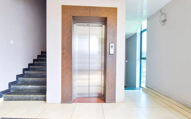 Hotel Raghumani Palace