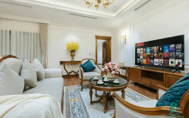 Luxe Paradise Suites Hotel