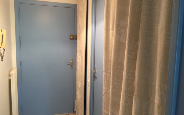 Studio in Cannes, With Pool Access, Furnished Terrace and Wifi - 3 km - Hotel in Cannes - Photo 5