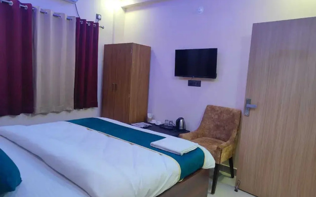 Pavitram Hotel & Banquet