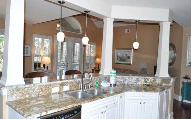 Turnberry 8546 (2G) - 3BR 2BA - (6)