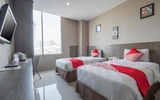 OYO 635 Lynt Hotel Makassar