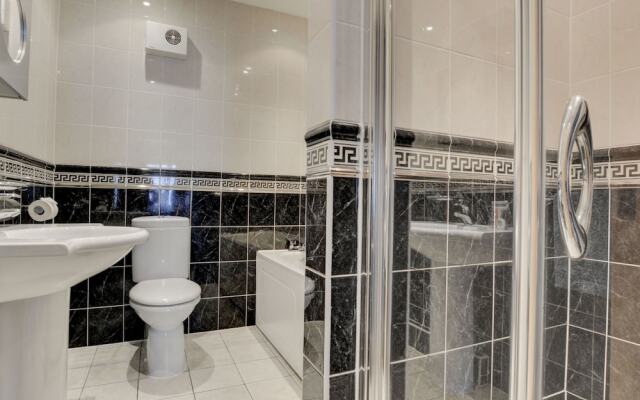 Luxurious Apartment in Saundersfoot With Balcony