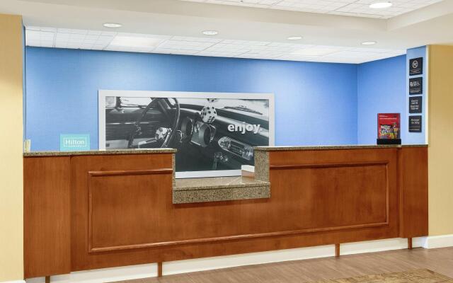 Hampton Inn Columbus-North
