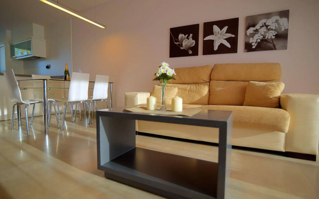 Apartmentos Bravosol