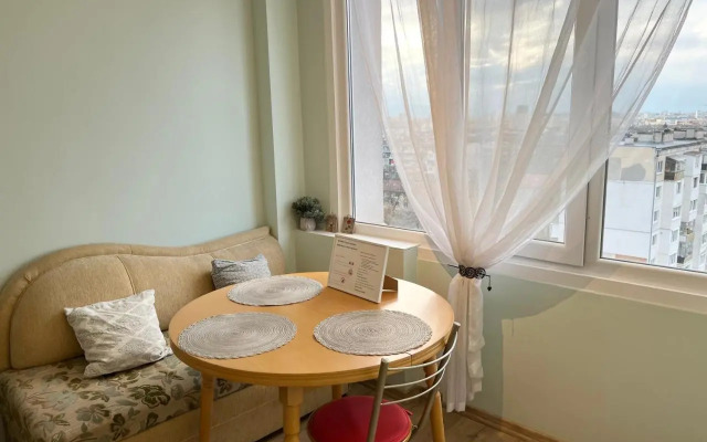 Airport Apartment