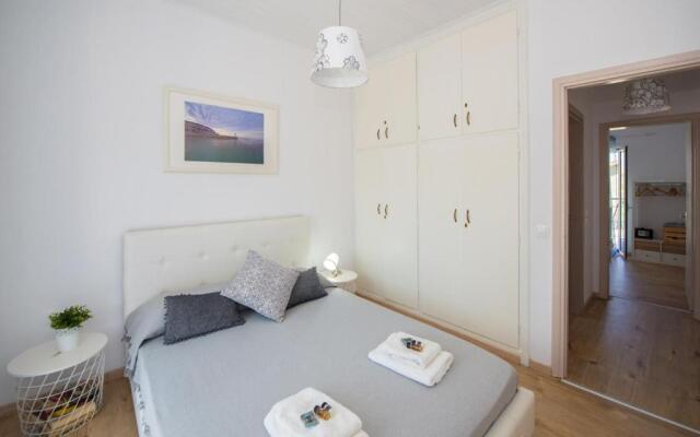 Acharavi Beach Villa