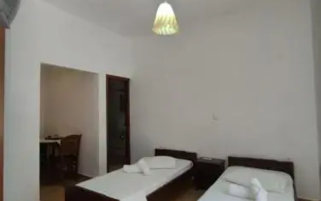 Chrysa's Studios