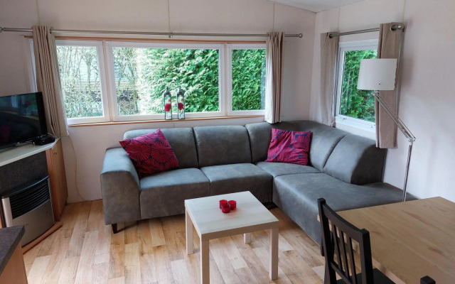 Cozy Chalet in Appelscha with Garden