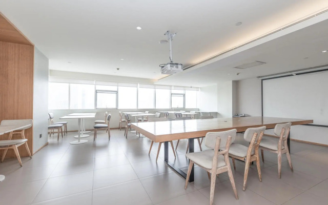Ji Hotel (Hangzhou Wulin Square, Wenhui Mansion)