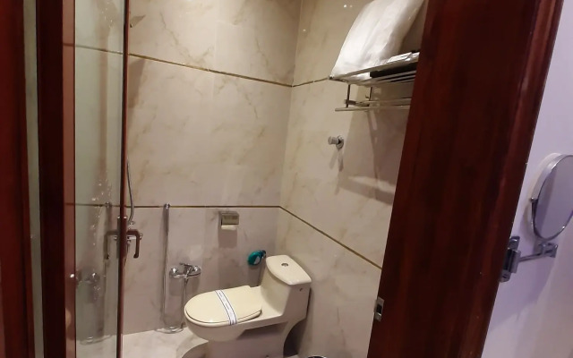 Qasr Alshamal Hotel