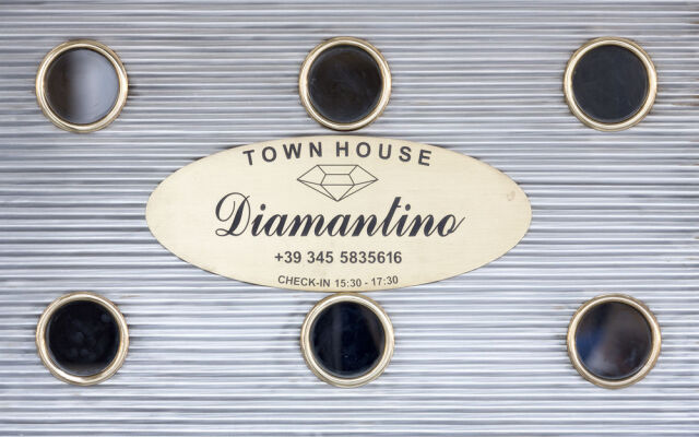 Diamantino Town House