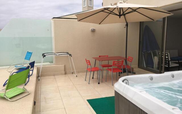 Duplex Jacuzzi San Alfonso del Mar