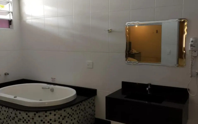 Motel Paradise