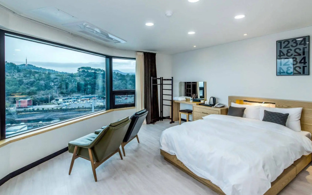 Nine Boutique Hotel