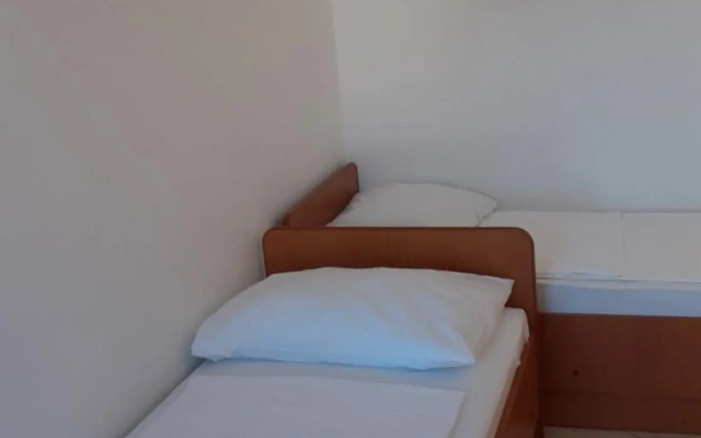 Dobri - 500 m from beach - A4(2+2)