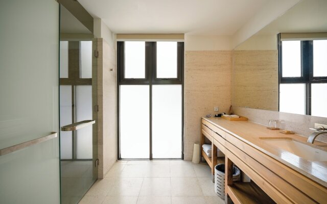 Collections Apartment in Danang Resort