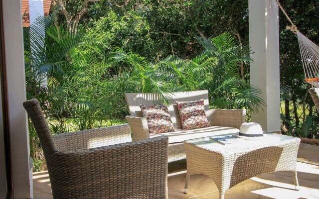 Apartment w Golf Course view by OlaHola